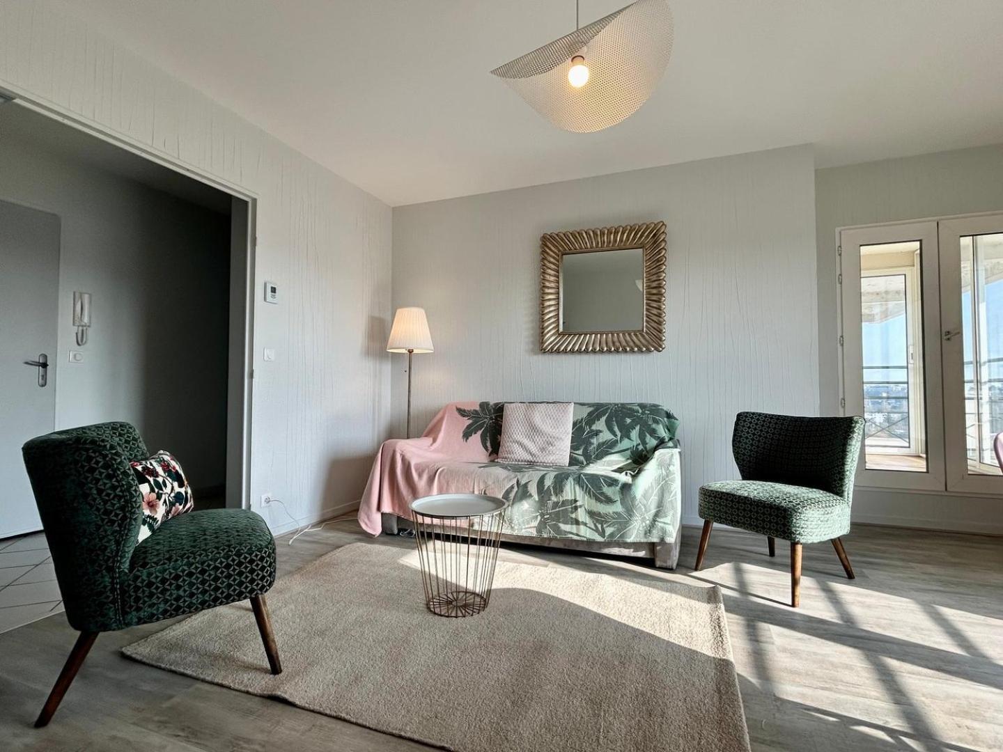 Ferienwohnung The Belvedere: City Centre With Magnificent Views Poitiers Exterior foto
