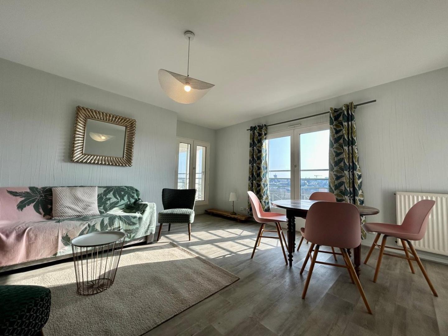 Ferienwohnung The Belvedere: City Centre With Magnificent Views Poitiers Exterior foto