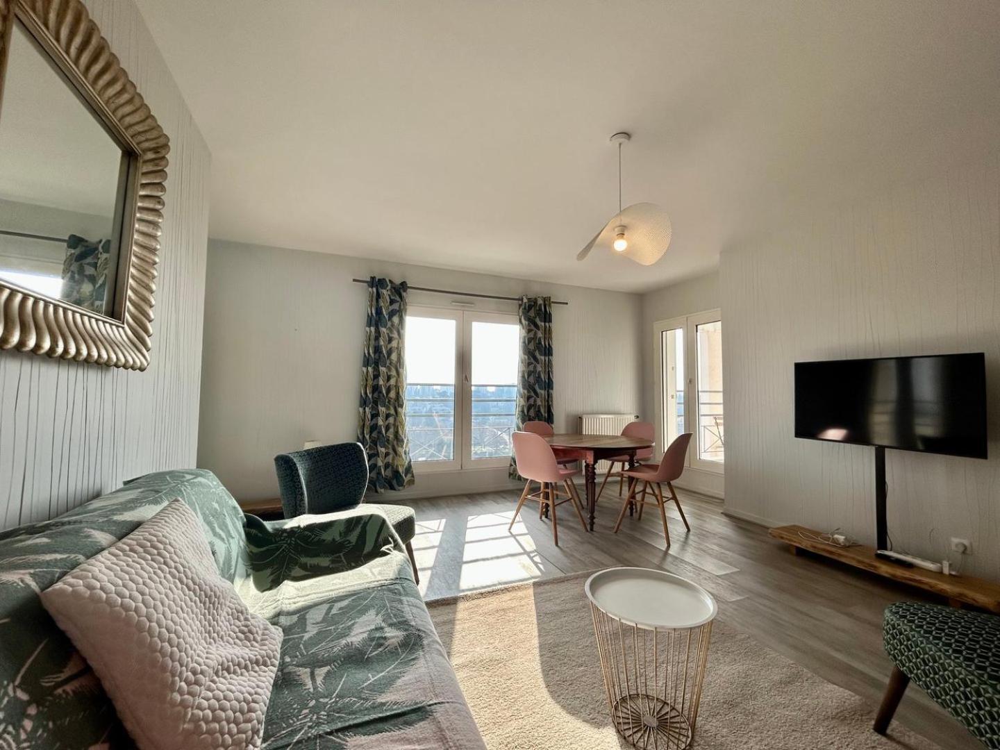 Ferienwohnung The Belvedere: City Centre With Magnificent Views Poitiers Exterior foto