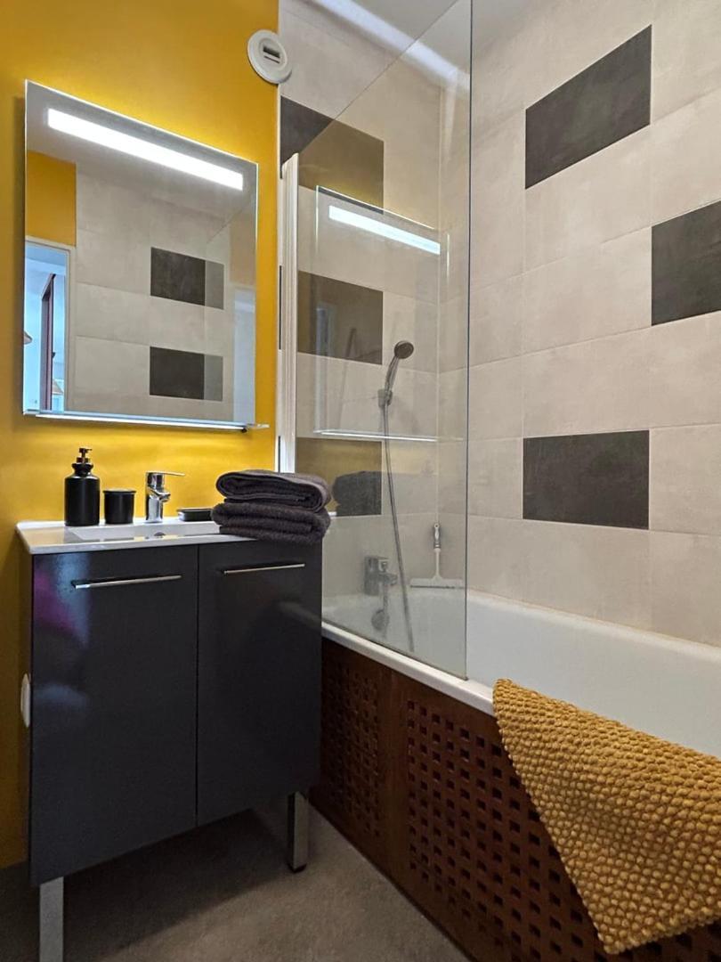 Ferienwohnung The Belvedere: City Centre With Magnificent Views Poitiers Exterior foto